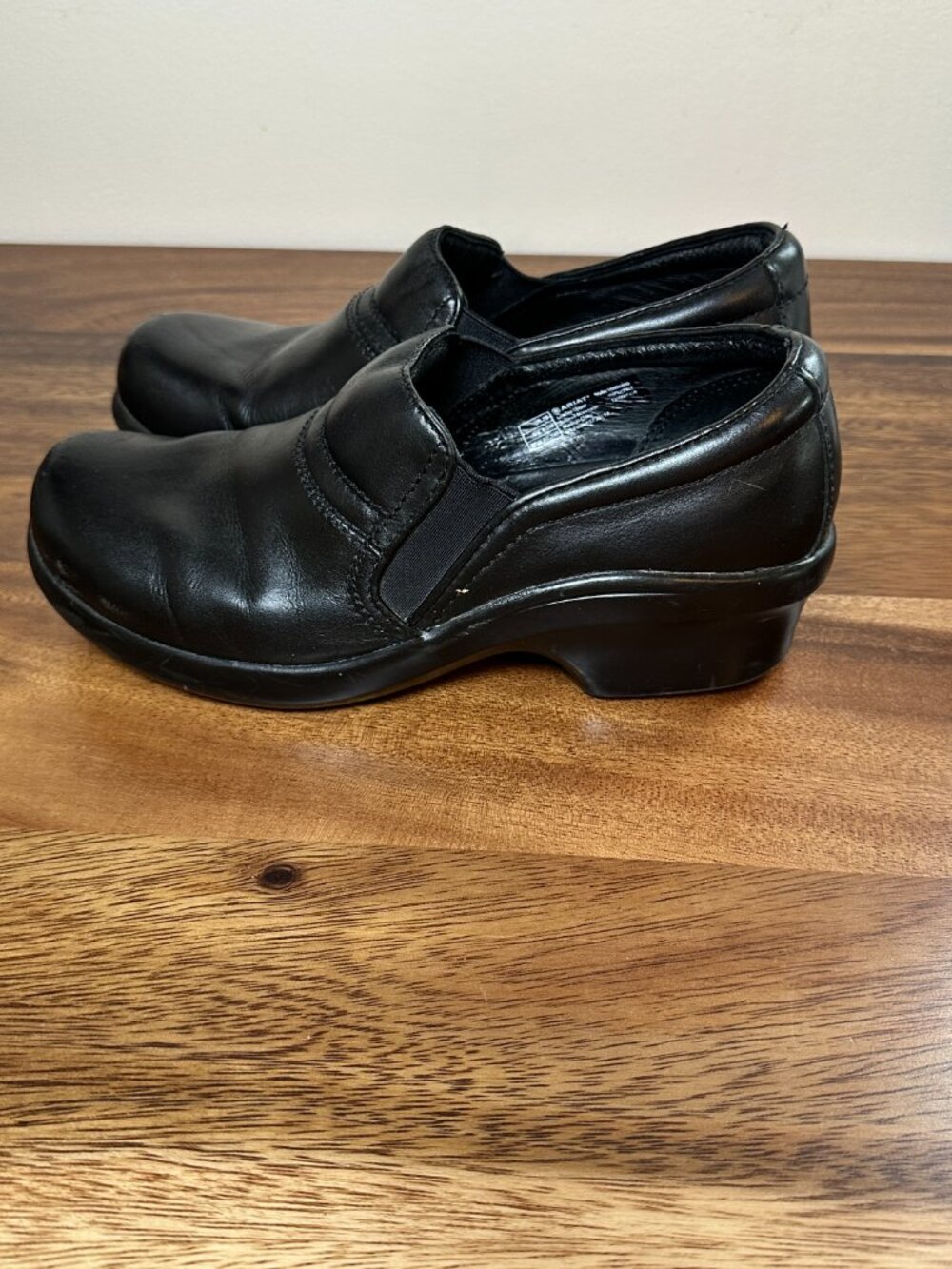 ARIAT Clogs Women's Black Leather Slip On Size 7B Sutter 10006805 Round Toe - Picture 6 of 9